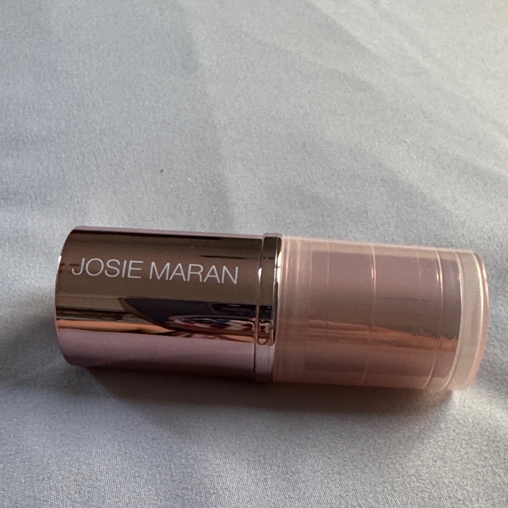 Josie Maran Argan Color Stick - Deliciousness Rosy-toned Terra cotta shade. - Picture 3 of 6
